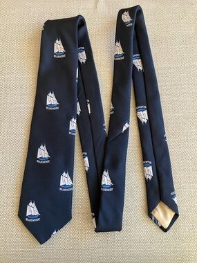 Vintage men’s tie “Bluenose” schooner sailing ship motif navy blue & white